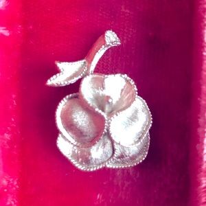 Vintage Tafari Silver Lily Brooch. Stunning piece